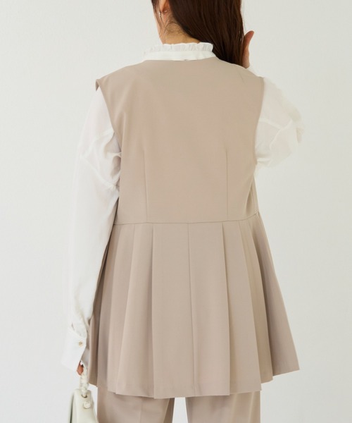 INCEDE（インシード）の「ストレッチツイル ペプラムベスト（ベスト・レディース・ブラック/ベージュ/ネイビー・M/L/LL）」の21枚目の写真