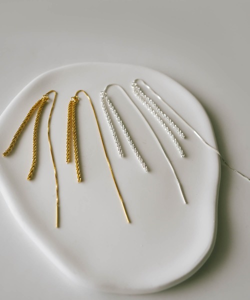 Ops.（オプス）の「ピアス 金属アレルギー対応 シルバー925 ゴールド フリンジ【Filara-pe フィララ】（ピアス（両耳用）・レディース・シルバー/イエローゴールド・ONE SIZE）」の3枚目の写真