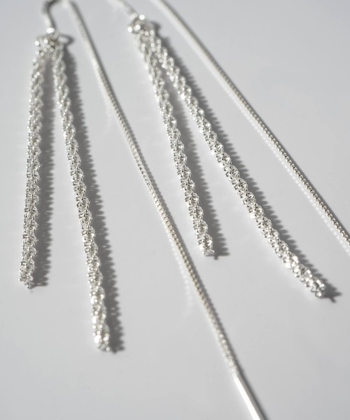 Ops.（オプス）の「ピアス 金属アレルギー対応 シルバー925 ゴールド フリンジ【Filara-pe フィララ】（ピアス（両耳用）・レディース・シルバー/イエローゴールド・ONE SIZE）」の14枚目の写真