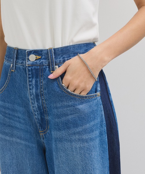 le cercle ADAM ET ROPE'(ルセルクルアダムエロペ)の「【LANCER/ランサー】デニムパンツ(デニムパンツ・レディース・ブルー系・MEDIUM)」の5枚目の写真