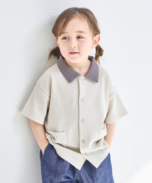 pairmanon（ペアマノン）の「【ふんわりワッフル】【リンクコーデ】ポロ風 開襟シャツ（シャツ/ブラウス・キッズ・ホワイト系その他/ライトベージュ/ブラック/ホワイト系その他2/ブラック系その他・120/150/110/140/130/100/90）」の5枚目の写真