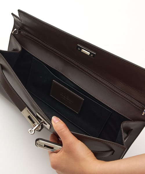 Whim Gazette（ウィムガゼット）の「【Hoaw.】フラップ2WAYバッグ（ハンドバッグ・レディース・ダークブラウン/ホワイト・FREE）」の7枚目の写真