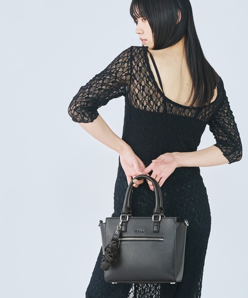 MURUA（ムルーア）の「MURUA(ムルーア) 2WAYハンドバッグ MR-B1335 ギャザーチャーム（ハンドバッグ・レディース・ブラック/ベージュ・FREE）」の17枚目の写真