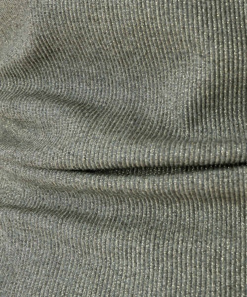 marmors（マルモア）の「【marmors】glitter basic tank top（タンクトップ・レディース・オートミール/ゴールド/シルバー/チャコールグレー・36）」の13枚目の写真