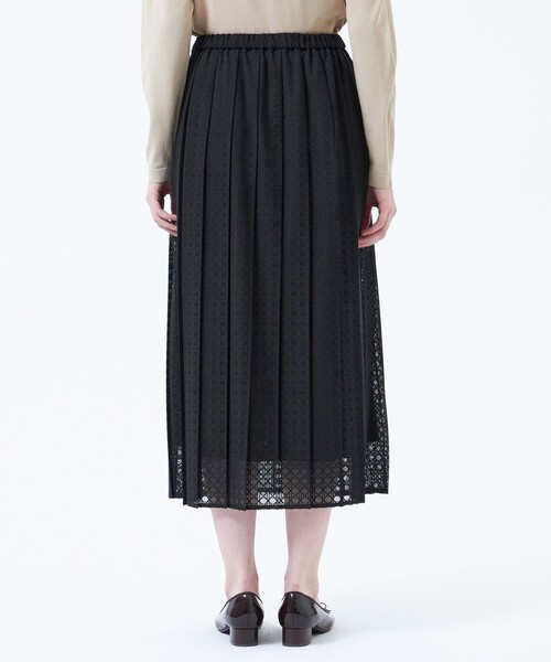 MACKINTOSH PHILOSOPHY(マッキントッシュ フィロソフィー)の「レースプリーツスカート(スカート・レディース・ブラック/オフホワイト・38/36/34)」の7枚目の写真
