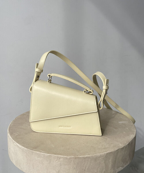 CAPRICIEUX LE'MAGE(カプリシューレマージュ)の「【WEB限定】〈ADD CULUMN/アドカラム〉ANGLE ショルダーバッグ(ショルダーバッグ・レディース・イエロー/ブラック・FREE)」の11枚目の写真