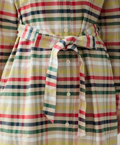 Arnold Palmer（アーノルドパーマー）の「パーマーチェック オックス シャツワンピース（シャツワンピース・レディース・ベージュ/ネイビー・S/L/M）」の7枚目の写真