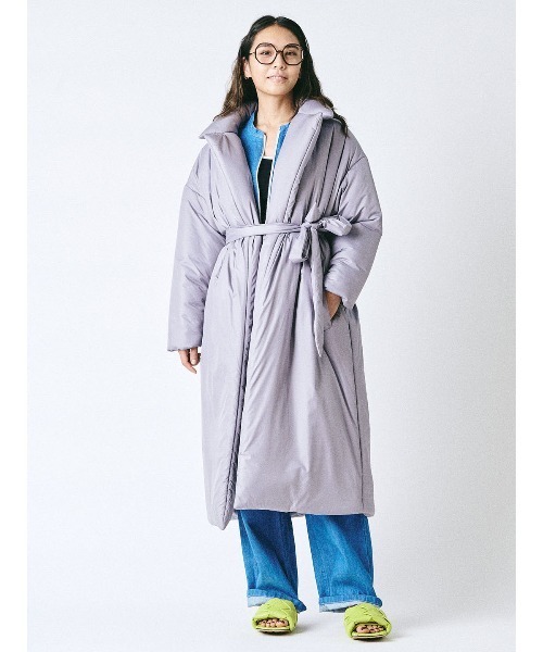 mikomori（ミコモリ）の「【mikomori × THIRD MAGAZINE】BATTING VOLUME COAT（ダウンジャケット/コート・レディース・グレー/ライトピンク・FREE）」の16枚目の写真