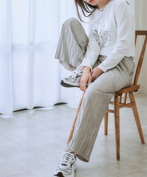 nissen(ニッセン)の「ウェーブラメタックパンツ(その他パンツ・レディース・グレー系/ベージュ系/ネイビー系・LL/3L/S/M/L)」の5枚目の写真