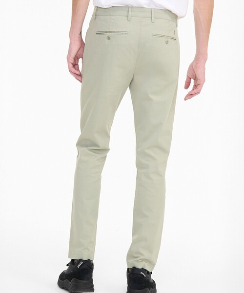 AIGLE(エーグル)の「スリムフィット オーガニックコットンテーパードチノパンツ(チノパンツ・メンズ・ブルー/ライトグリーン・38/42/40/44)」の10枚目の写真