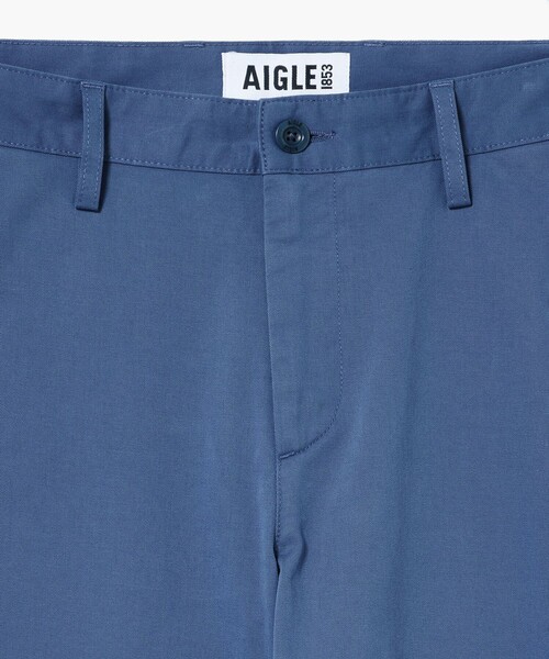 AIGLE(エーグル)の「スリムフィット オーガニックコットンテーパードチノパンツ(チノパンツ・メンズ・ブルー/ライトグリーン・38/42/40/44)」の12枚目の写真