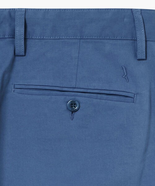 AIGLE(エーグル)の「スリムフィット オーガニックコットンテーパードチノパンツ(チノパンツ・メンズ・ブルー/ライトグリーン・38/42/40/44)」の15枚目の写真