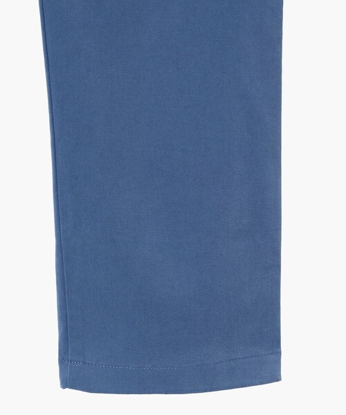 AIGLE(エーグル)の「スリムフィット オーガニックコットンテーパードチノパンツ(チノパンツ・メンズ・ブルー/ライトグリーン・38/42/40/44)」の16枚目の写真