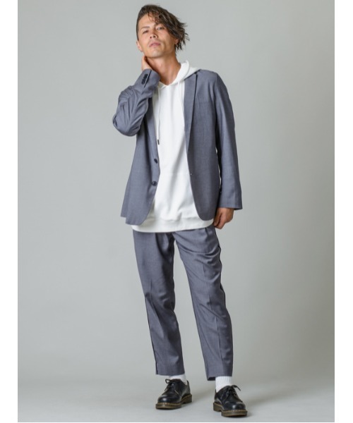 REGIEVO（レジエボ）の「ツータッククロップドパンツ（スラックス・メンズ・ブラック/ベージュ/グレー・SMALL/MEDIUM/LARGE/X-LARGE）」の8枚目の写真