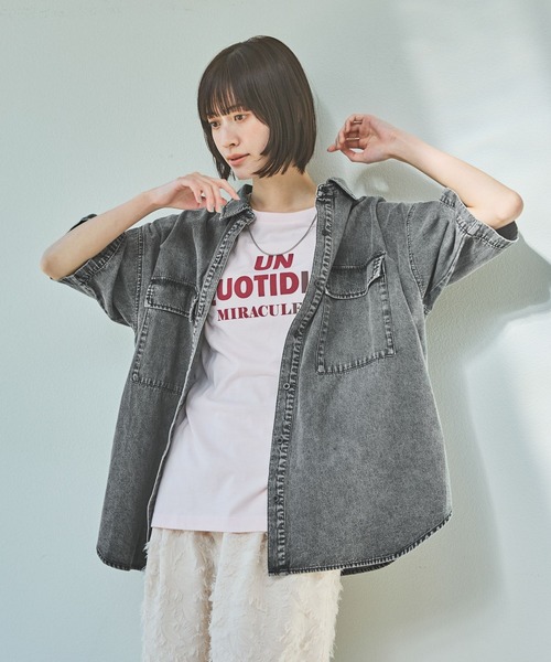 LAKOLE（ラコレ）の「ケミカルウォッシュシャツ半袖 / 321921（シャツ/ブラウス・レディース・ライトブルー/ブラック・FREE）」の11枚目の写真