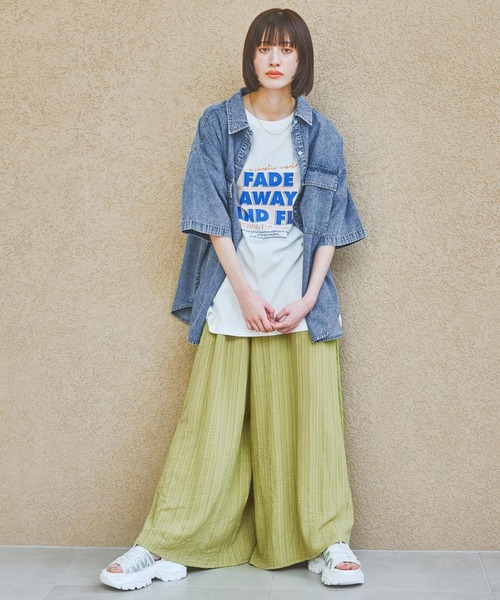 LAKOLE（ラコレ）の「ケミカルウォッシュシャツ半袖 / 321921（シャツ/ブラウス・レディース・ライトブルー/ブラック・FREE）」の14枚目の写真