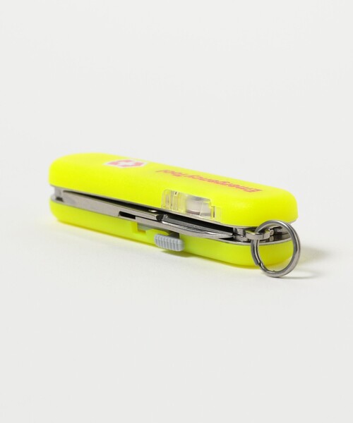 bpr BEAMS（ビーピーアール ビームス ）の「VICTORINOX / EMERGENCY TOOL SIGNATURE LIGHT（ステーショナリー・レディース・イエロー・ONE SIZE）」の13枚目の写真
