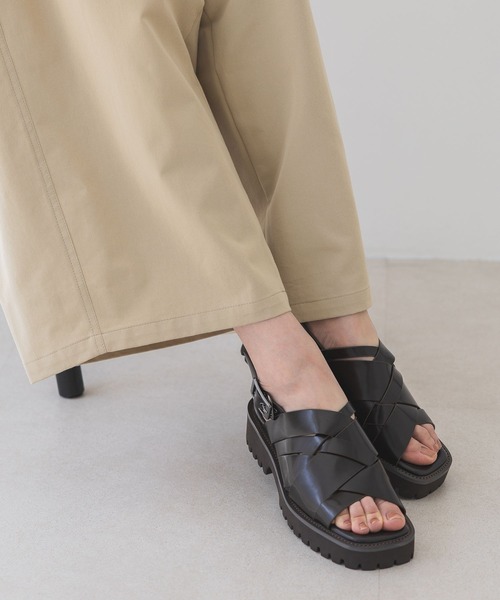 JEANASIS(ジーナシス)の「アンティークフェイクレザーサンダル/323167(サンダル・レディース・ブラック/ブラウン・MEDIUM/LARGE)」の14枚目の写真