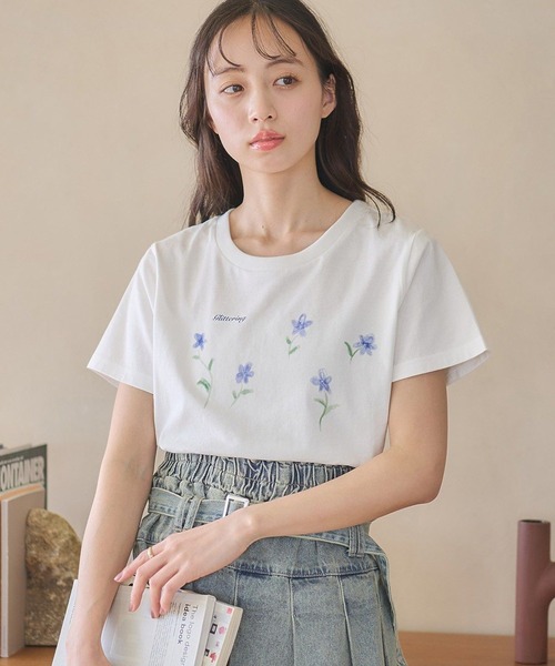 earth music&ecology（アースミュージックアンドエコロジー）の「アソートロマンティックグラフィックT（Tシャツ/カットソー・レディース・ダークグレー/ミント/オフホワイト・FREE）」の9枚目の写真