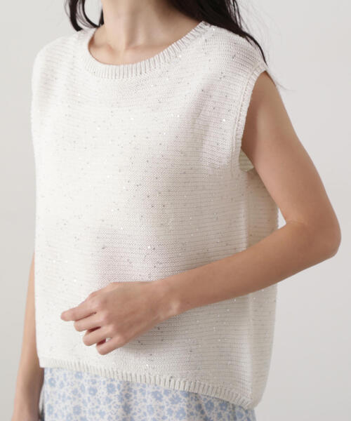 N.(N. Natural Beauty Basic)(エヌエヌナチュラルビューティーベーシック)の「スパンコールノースリーブニット(ニット/セーター・レディース・オフホワイト/ブラウン/ピンク・MEDIUM)」の7枚目の写真