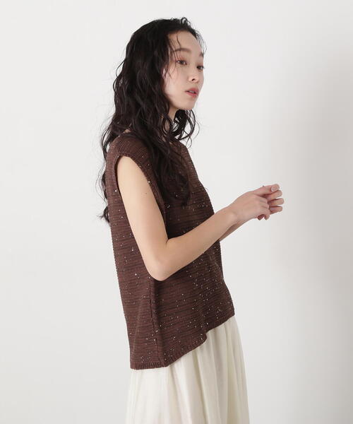 N.(N. Natural Beauty Basic)(エヌエヌナチュラルビューティーベーシック)の「スパンコールノースリーブニット(ニット/セーター・レディース・オフホワイト/ブラウン/ピンク・MEDIUM)」の11枚目の写真