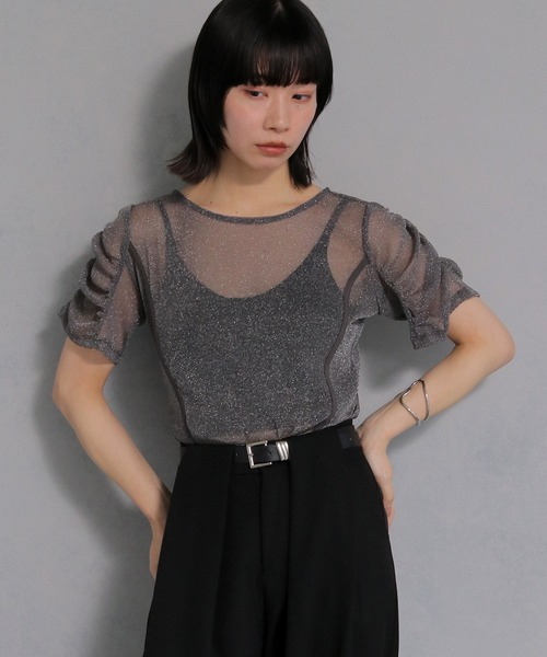 cheriella(シェリエラ)の「【cheriella】ソフトラメシアーパフスリーブトップス半袖 SOFT LAME SHEER PUFF SLEEVE SHORT TOPS(Tシャツ/カットソー・レディース・チャコールグレー/ブラック/アイボリー/ブルーグリーン・M)」の3枚目の写真