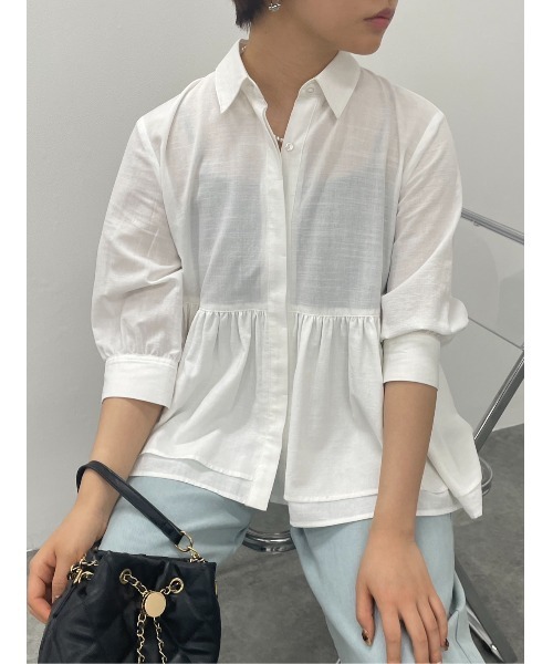 NAUL（ナウル）の「コットンシアーウエストギャザーブラウス　/　ブラウス　ウォッシャブル　コットン　シャツ　ナチュラル　無地　トップス　綿　七分丈　五分丈　春服　夏服　きれいめ　カジュアル　オフィス　ホワイト　オフ　オレンジ　マーマレード　白　橙（シャツ/ブラウス・レディース・オレンジ/オフホワイト・FREE）」の2枚目の写真