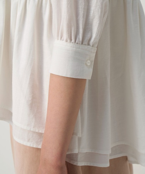 NAUL（ナウル）の「コットンシアーウエストギャザーブラウス　/　ブラウス　ウォッシャブル　コットン　シャツ　ナチュラル　無地　トップス　綿　七分丈　五分丈　春服　夏服　きれいめ　カジュアル　オフィス　ホワイト　オフ　オレンジ　マーマレード　白　橙（シャツ/ブラウス・レディース・オレンジ/オフホワイト・FREE）」の10枚目の写真