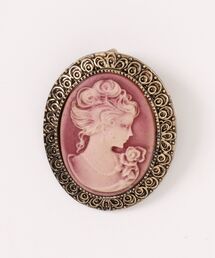 欧州航路（オウシュウコウロ）の「【欧州航路】アンティークカメオ風ブローチ（ブローチ/コサージュ）」