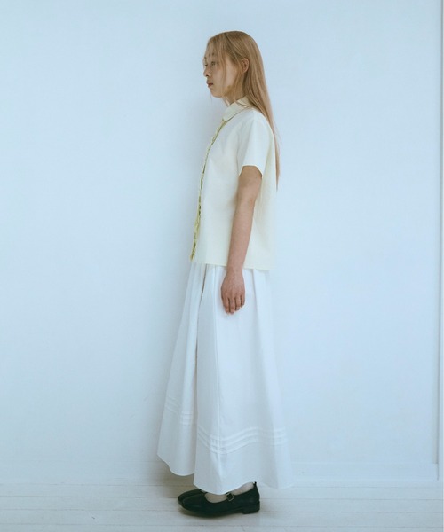 FEKETE(フェケテ)の「tuck long flared skirt / タックロングフレアスカート(スカート・レディース・アイボリー・FREE)」の13枚目の写真