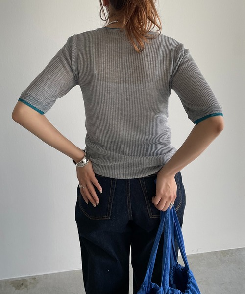 210nouve（トゥージュヌーブ）の「配色レイヤード風ヘンリーネックニット/トップス（ニット/セーター・レディース・チャコールグレー/グレー/アイボリー・FREE）」の15枚目の写真