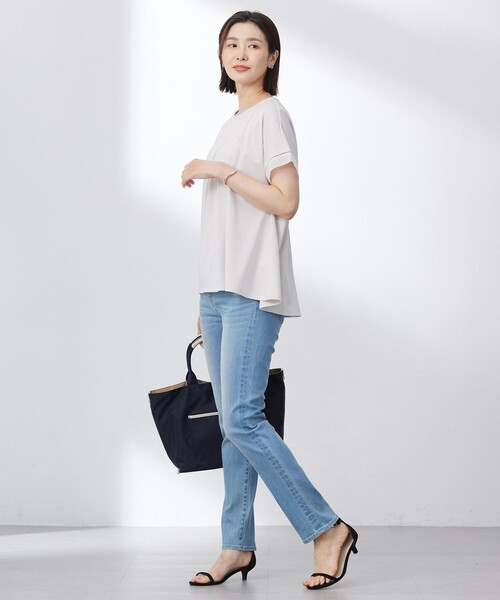 J.PRESS Ladies(J.プレス レディス)の「【洗える・接触冷感】プレーティングジャージー フレア カットソー(Tシャツ/カットソー・レディース・ホワイト系/スカイブルー系/ベージュ系/オレンジ系/ブラック系・SMALL)」の17枚目の写真