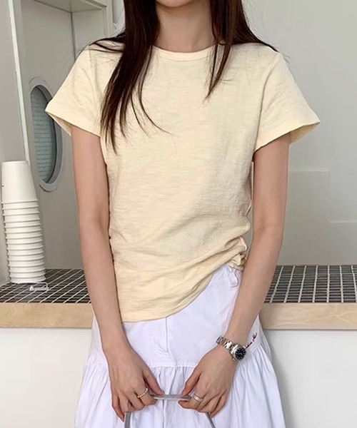 BANICO(バニコ)の「コンパクトシルエットベーシックTシャツ (SS)(Tシャツ/カットソー・レディース・ホワイト/ピンク/ベージュ/グレー/ブルー/ブラック・LARGE/MEDIUM)」の4枚目の写真