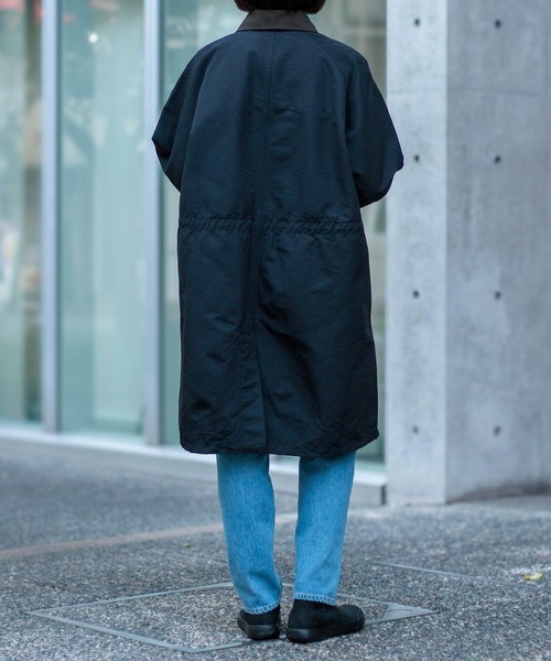 D.M.G.（ドミンゴ）の「[D.M.G / ディーエムジー] 64クロス オーバーシティコート（ステンカラーコート・レディース・ベージュ/ブラック・2）」の6枚目の写真