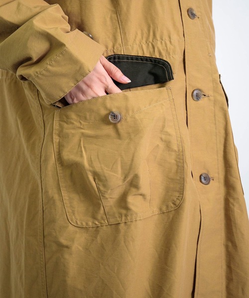 D.M.G.（ドミンゴ）の「[D.M.G / ディーエムジー] 64クロス オーバーシティコート（ステンカラーコート・レディース・ベージュ/ブラック・2）」の16枚目の写真