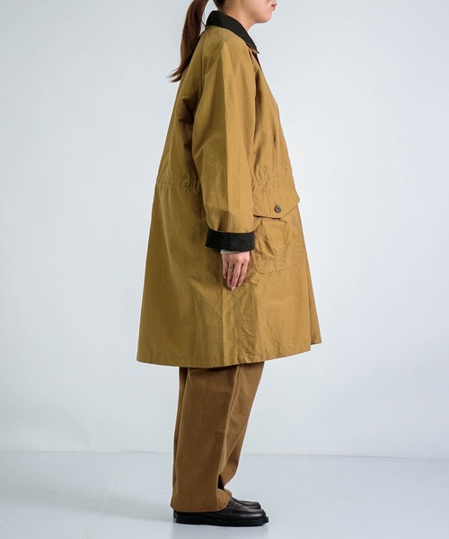 D.M.G.（ドミンゴ）の「[D.M.G / ディーエムジー] 64クロス オーバーシティコート（ステンカラーコート・レディース・ベージュ/ブラック・2）」の11枚目の写真