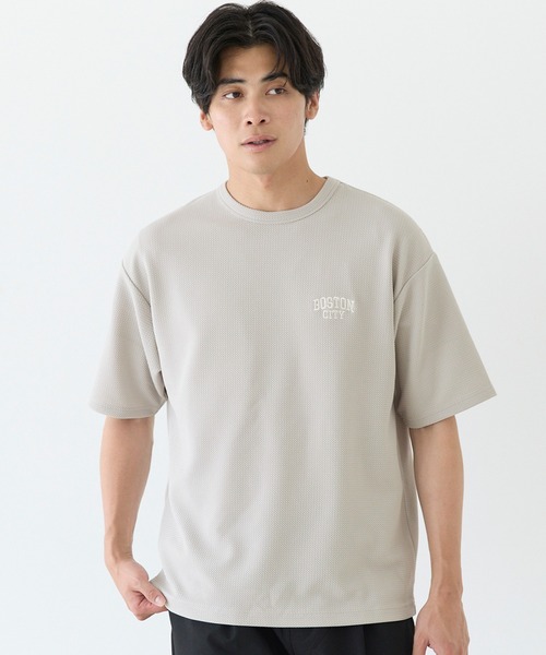 coca(coca)(コカ)の「エンボスワンポイント刺繍Tシャツ(Tシャツ/カットソー・メンズ・ブラック/ライトグレー・XL/M/L)」の1枚目の写真