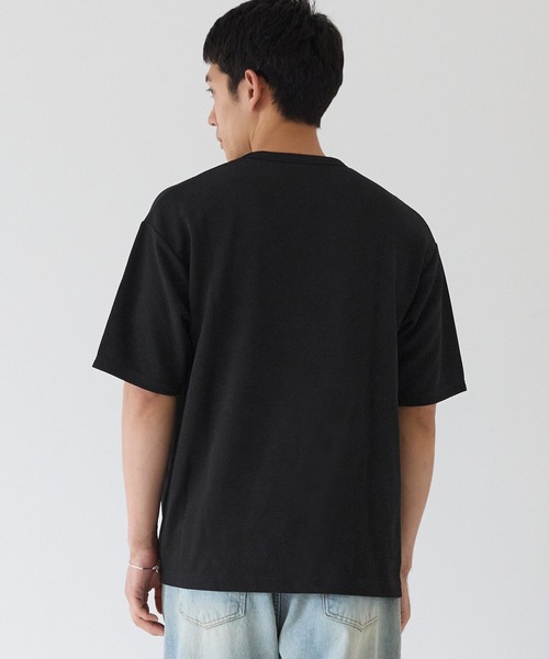 coca(coca)(コカ)の「エンボスワンポイント刺繍Tシャツ(Tシャツ/カットソー・メンズ・ブラック/ライトグレー・XL/M/L)」の10枚目の写真