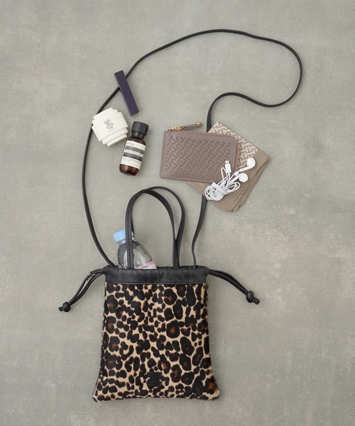 IACUCCI（イアクッチ）の「グラネッロ 2WAYTOTE CAVALLINO/CERVO（ショルダーバッグ・レディース・レオパード・FREE）」の13枚目の写真