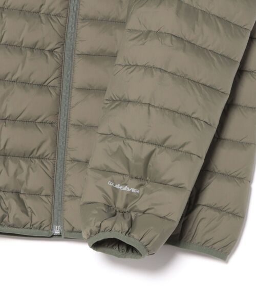 Quiksilver(クイックシルバー)の「SCALY FZ/クイックシルバースタンドカラーライトブルゾン(ブルゾン・メンズ・ブラック/ブラック系その他・MEDIUM/LARGE/X-LARGE/SMALL)」の5枚目の写真