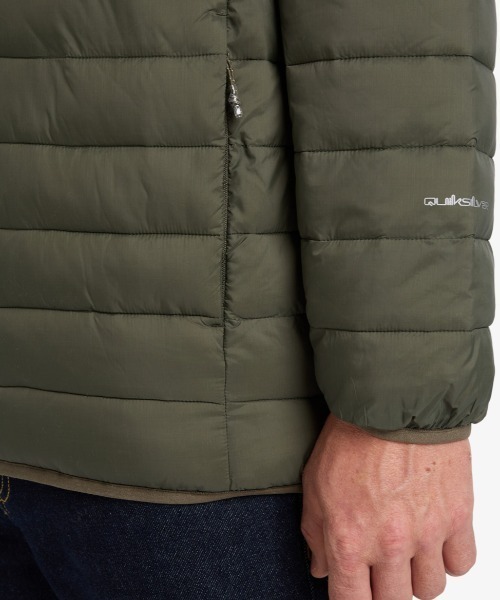 Quiksilver(クイックシルバー)の「SCALY FZ/クイックシルバースタンドカラーライトブルゾン(ブルゾン・メンズ・ブラック/ブラック系その他・MEDIUM/LARGE/X-LARGE/SMALL)」の9枚目の写真