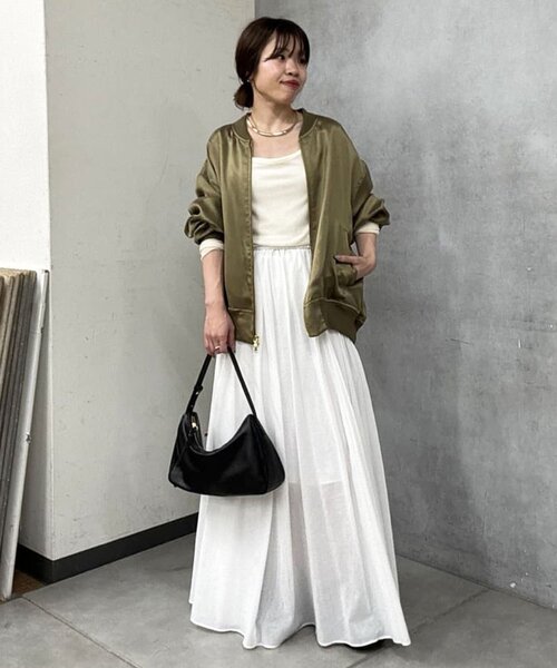 GALLARDAGALANTE(ガリャルダガランテ)の「キュプラサテンブルゾン(ベスト・レディース・ブラック/カーキ/ブラウン・FREE)」の4枚目の写真