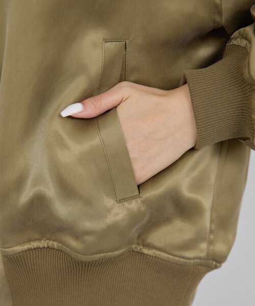 GALLARDAGALANTE(ガリャルダガランテ)の「キュプラサテンブルゾン(ベスト・レディース・ブラック/カーキ/ブラウン・FREE)」の7枚目の写真