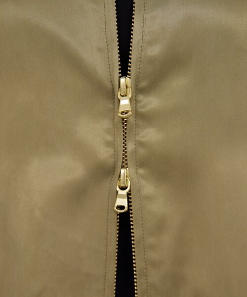 GALLARDAGALANTE(ガリャルダガランテ)の「キュプラサテンブルゾン(ベスト・レディース・ブラック/カーキ/ブラウン・FREE)」の8枚目の写真