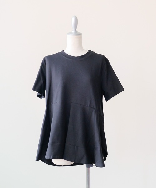 DOLLUPOOPS(ドールアップウップス)の「ヘムサイドスリットフレアトップス(Tシャツ/カットソー・レディース・オフホワイト/ブラック/ベージュ/ブラウン・38)」の5枚目の写真