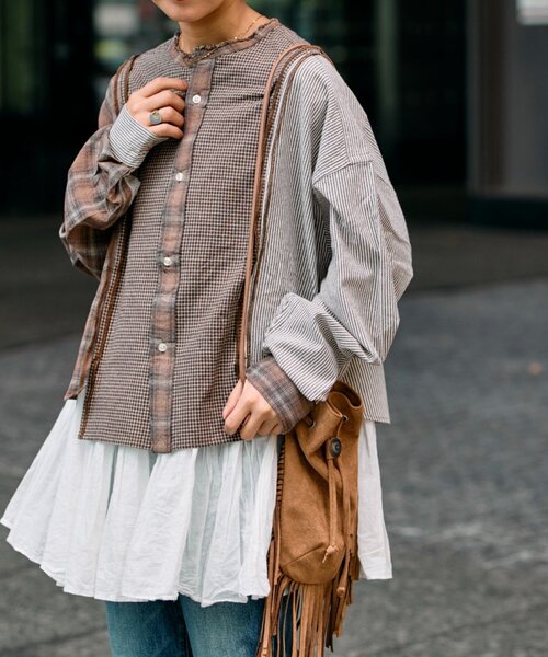 etsinta（エシンタ）の「etsintaリメイクオーバーシャツ（シャツ/ブラウス・レディース・ネイビー/ブラウン/ピンク・ONE SIZE）」の6枚目の写真