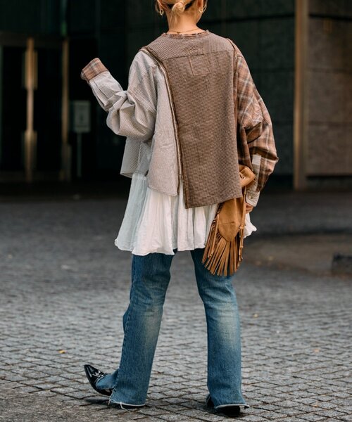 etsinta（エシンタ）の「etsintaリメイクオーバーシャツ（シャツ/ブラウス・レディース・ネイビー/ブラウン/ピンク・ONE SIZE）」の12枚目の写真