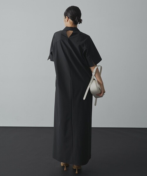 UNITED TOKYO(ユナイテッドトウキョウ)の「【残りわずか!】《2way》Cargo Belted Shirt Dress|細見え/ウォッシャブル/ストレッチ/オケージョン/接触冷感/超軽量/半袖/秋服(ワンピース・レディース・グレー/ブラック・1/2)」の17枚目の写真
