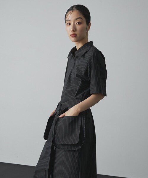 UNITED TOKYO(ユナイテッドトウキョウ)の「【残りわずか!】《2way》Cargo Belted Shirt Dress|細見え/ウォッシャブル/ストレッチ/オケージョン/接触冷感/超軽量/半袖/秋服(ワンピース・レディース・グレー/ブラック・1/2)」の9枚目の写真