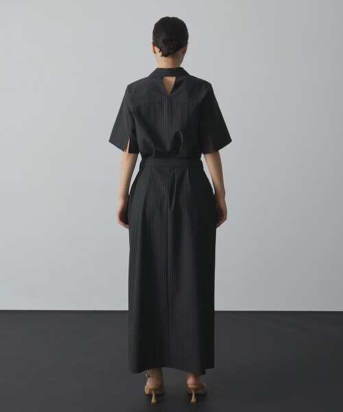 UNITED TOKYO(ユナイテッドトウキョウ)の「【残りわずか!】《2way》Cargo Belted Shirt Dress|細見え/ウォッシャブル/ストレッチ/オケージョン/接触冷感/超軽量/半袖/秋服(ワンピース・レディース・グレー/ブラック・1/2)」の6枚目の写真